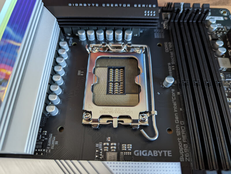 Gigabyte Z690 Intel 2.5G motherboard creator Creative G AERO 12. VisionLink.jpg